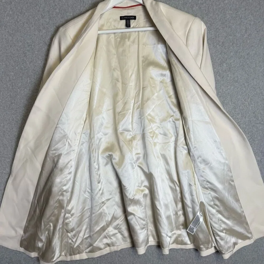 Eileen Fisher eileen fisher